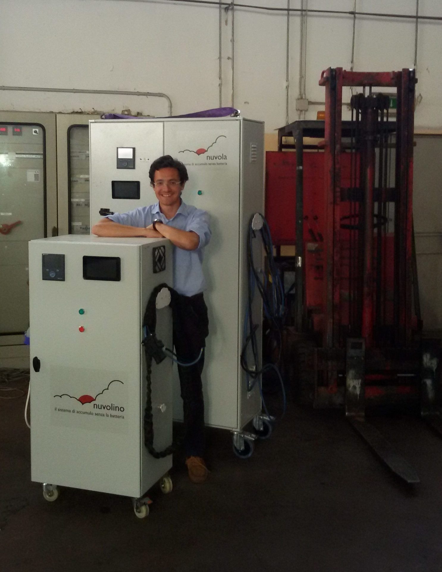 New Solution Turns Forklifts Into Commercial Solar Batteries Solar Choice