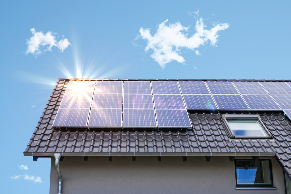 Home Brilliance: Unveiling the Power of Residential Solar Setups